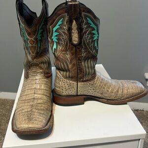 Tony lama caiman belly boots. Size 9.5 D
